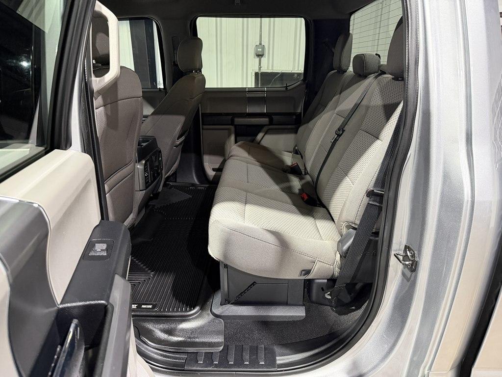 Ford F-350 photo 12