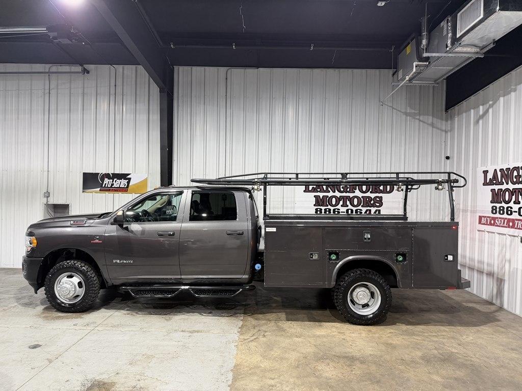 2019 RAM 3500 Chassis Cab Tradesman 4WD Crew Cab 60" CA 172.4" WB