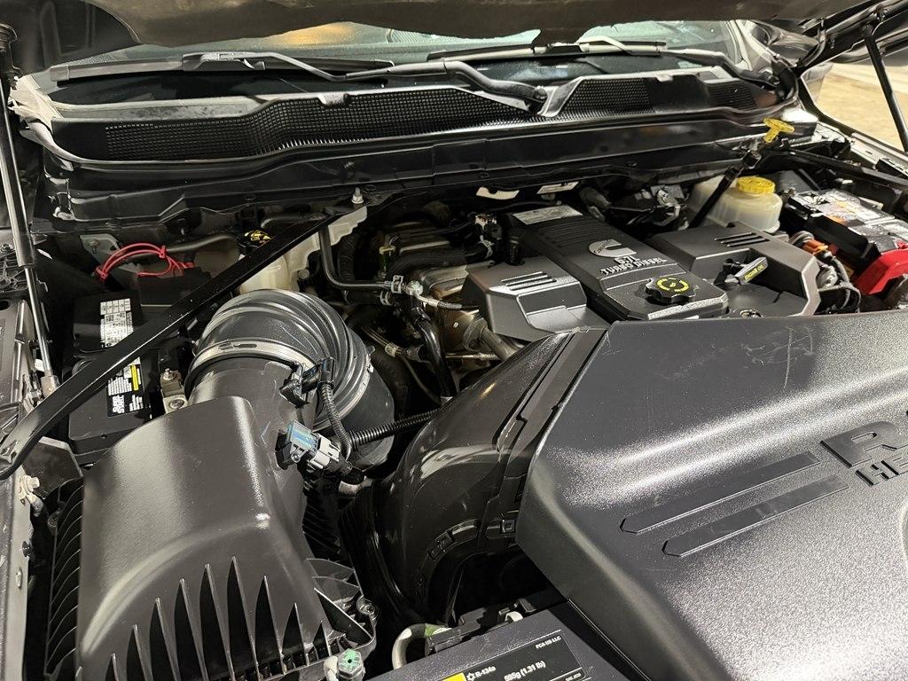 RAM 3500 Chassis Cab Tradesman 4WD Crew Cab 60" CA 172.4" WB 2019