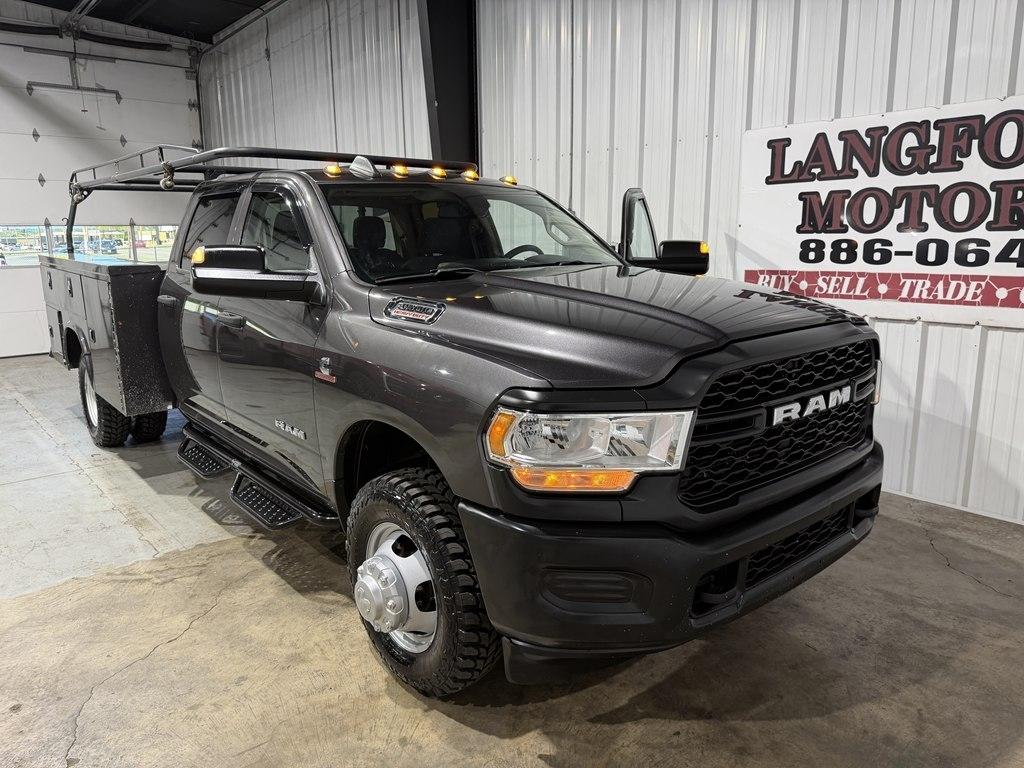 RAM 3500 Chassis Cab Tradesman 4WD Crew Cab 60" CA 172.4" WB 2019