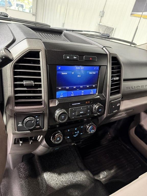 Ford F-350 photo 16