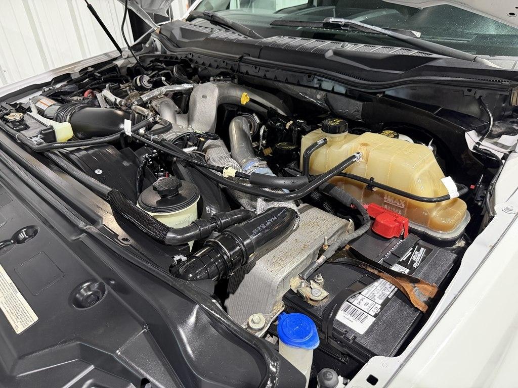 Ford F-350 photo 18