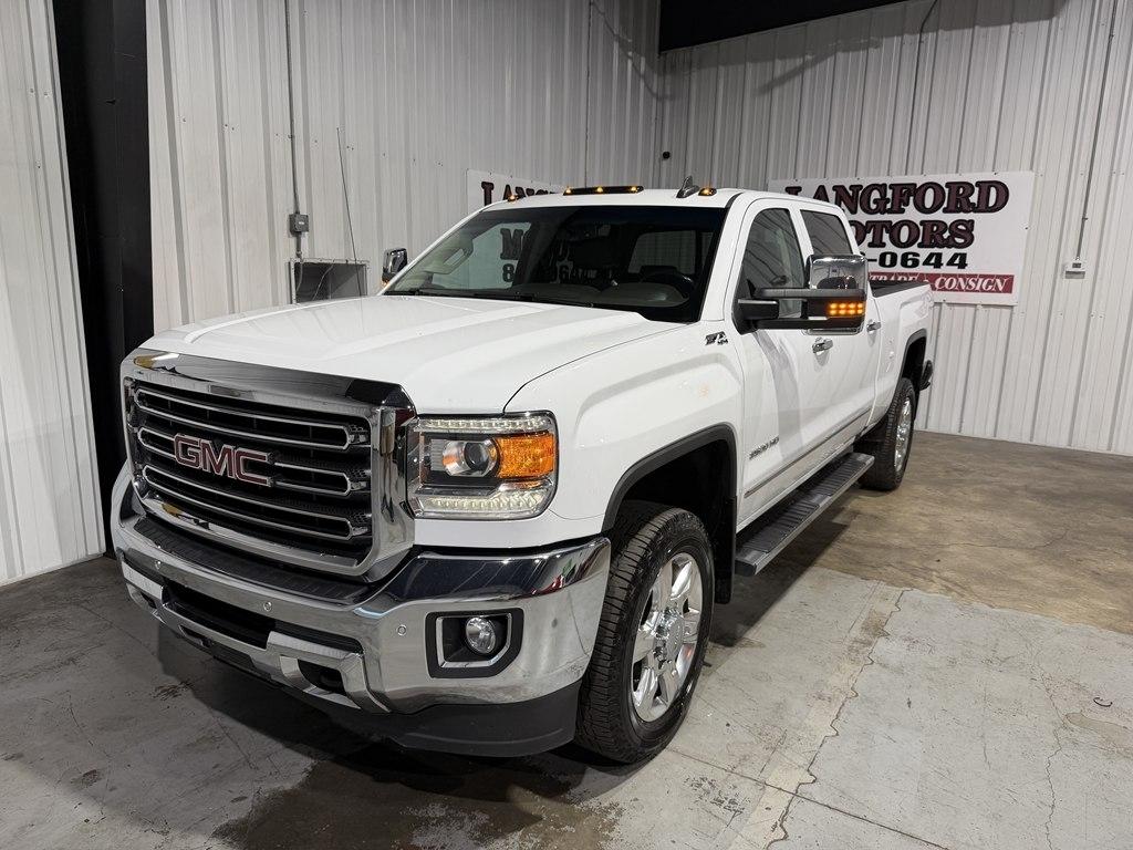 GMC Sierra HD photo 2