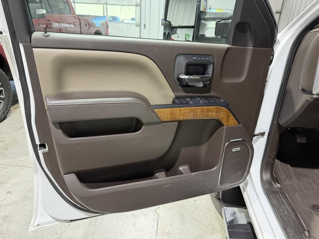 GMC Sierra HD photo 14
