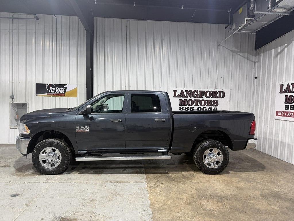 2014 RAM 2500 Tradesman Crew Cab 4WD SWB