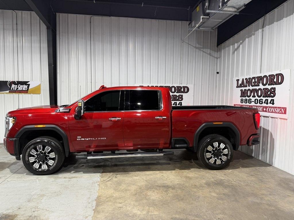 2024 GMC Sierra 2500HD Denali Crew Cab 4WD SB