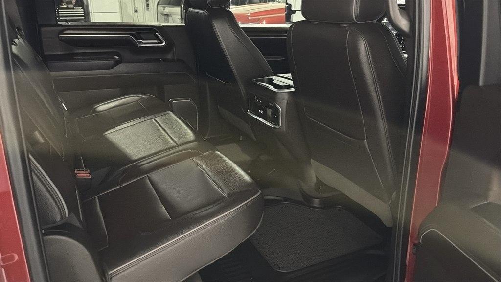 GMC Sierra 2500HD Denali Crew Cab 4WD SB 2024