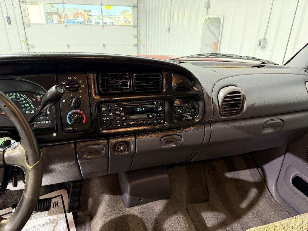 Dodge Ram 1500 Laramie SLT Quad Cab 1998