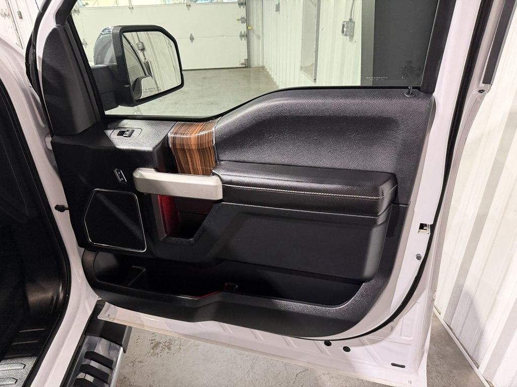 Ford F-150 Lariat SuperCab 6.5-ft. Bed 2WD 2016
