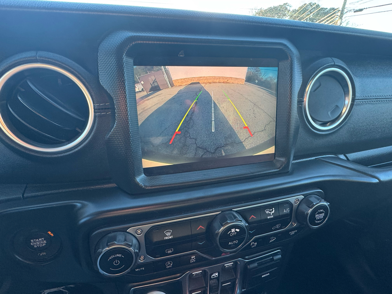 Jeep Wrangler Unlimited Sahara 2019