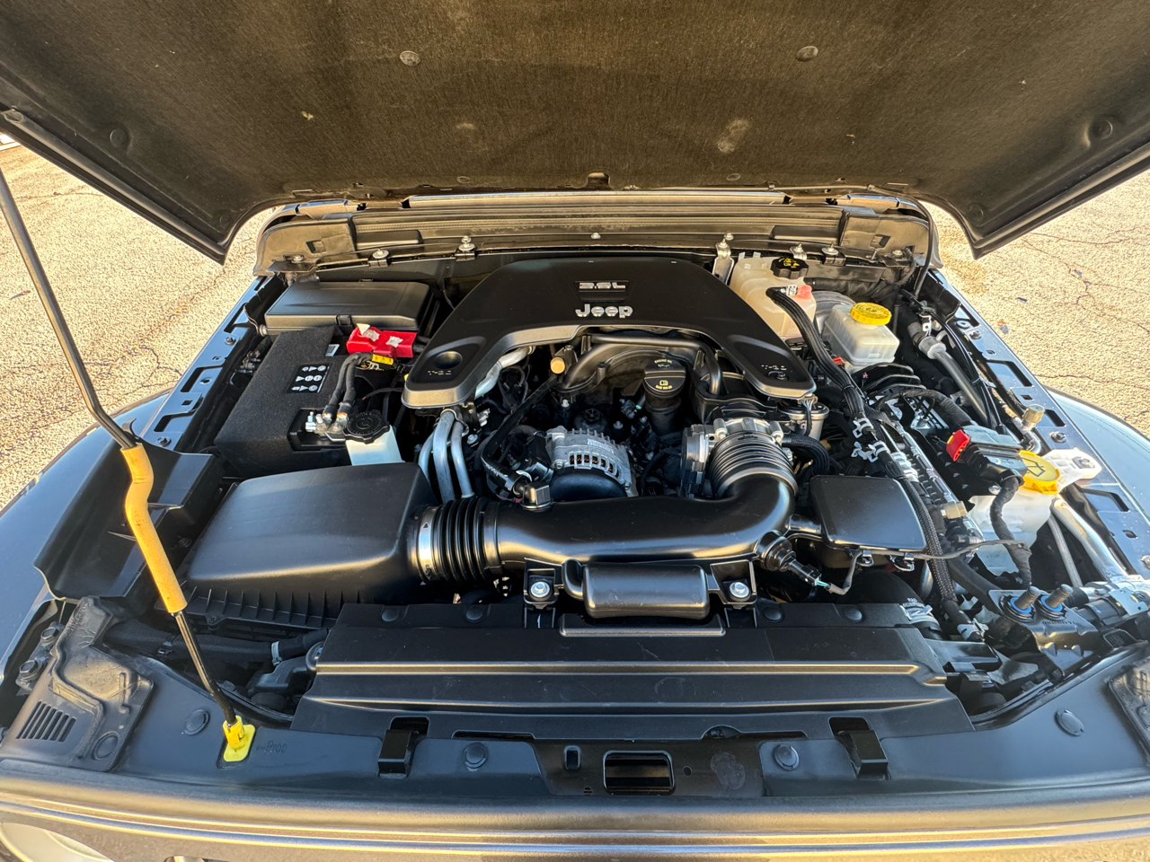 Jeep Wrangler Unlimited Sahara 2019