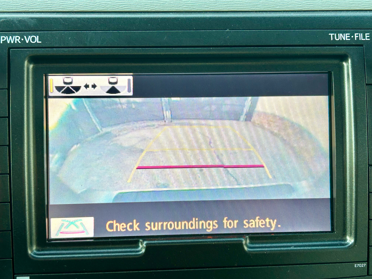 Toyota Sienna XLE 7-Passenger 2011