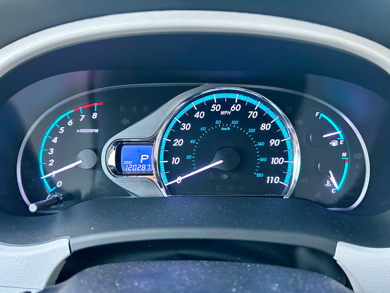 Toyota Sienna XLE 7-Passenger 2011