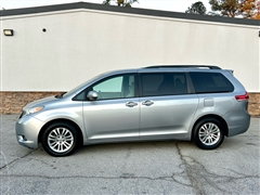 2011 Toyota Sienna 