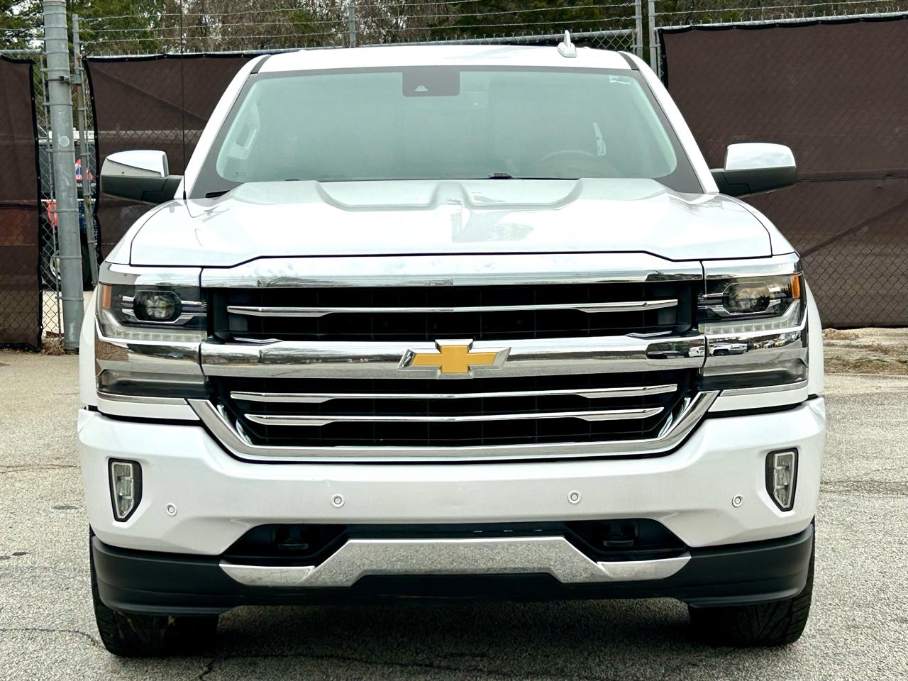 Chevrolet Silverado 1500 High Country Crew Cab Short Box 2WD 2017