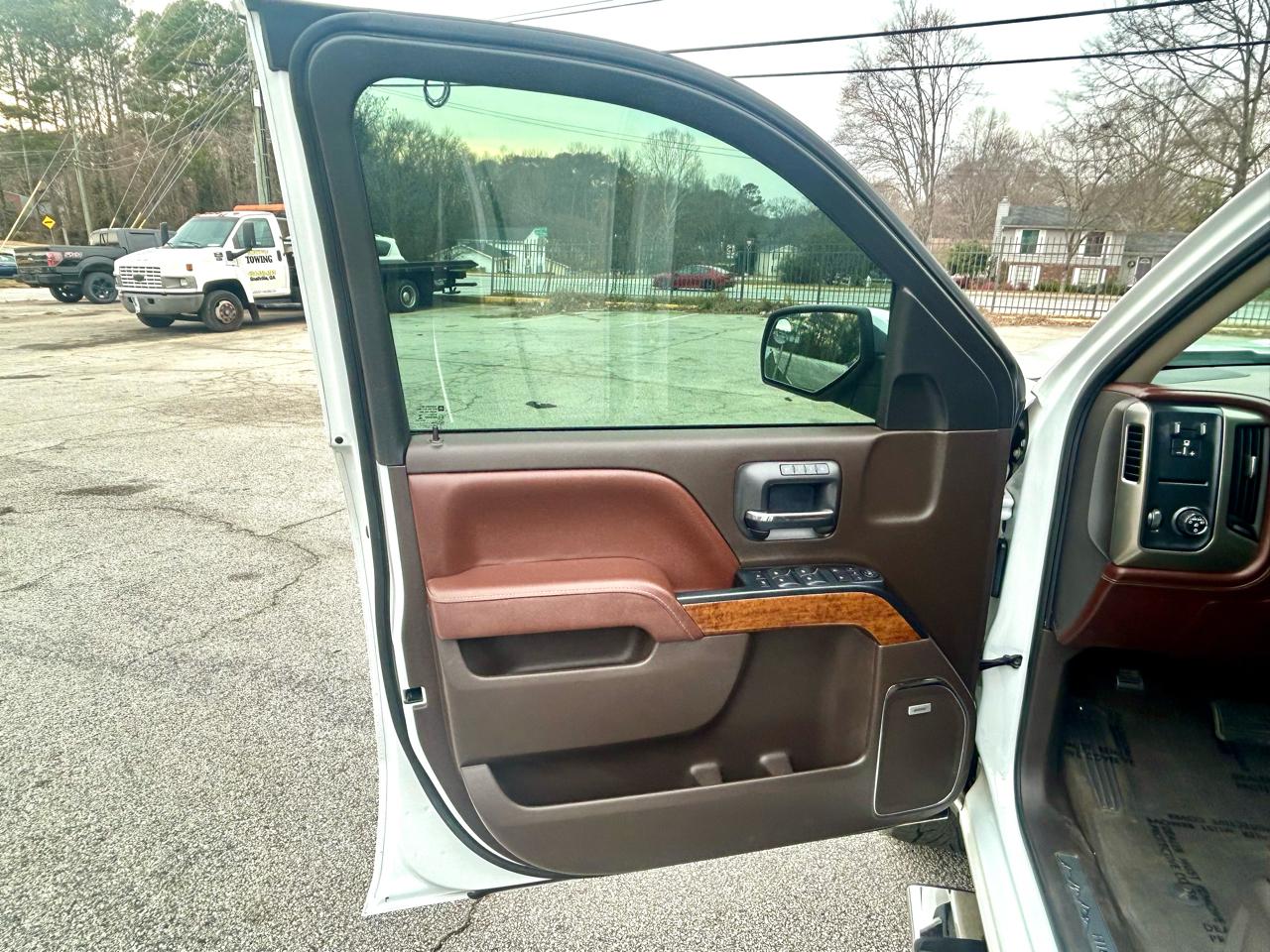 Chevrolet Silverado 1500 High Country Crew Cab Short Box 2WD 2017