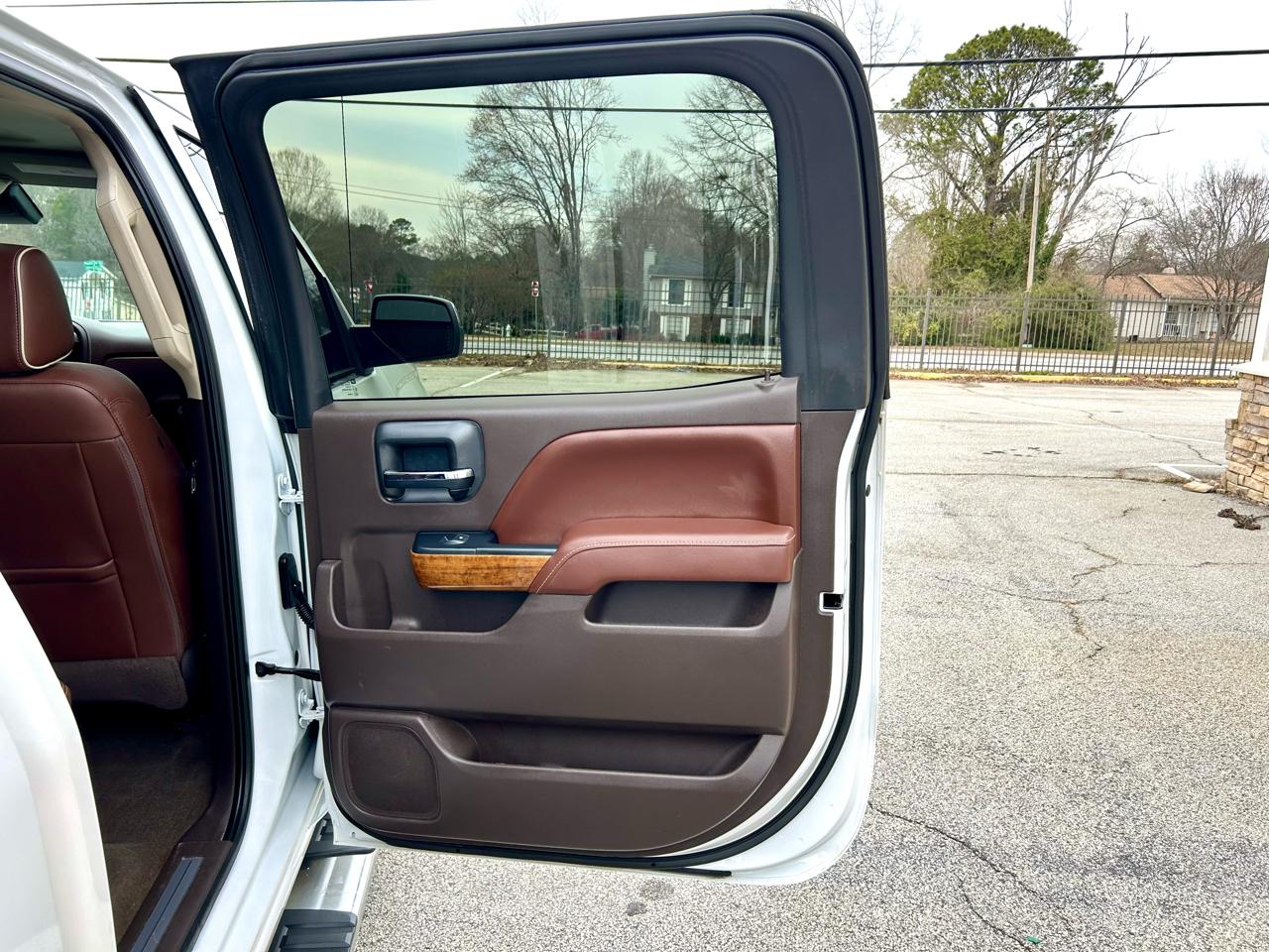 Chevrolet Silverado 1500 High Country Crew Cab Short Box 2WD 2017