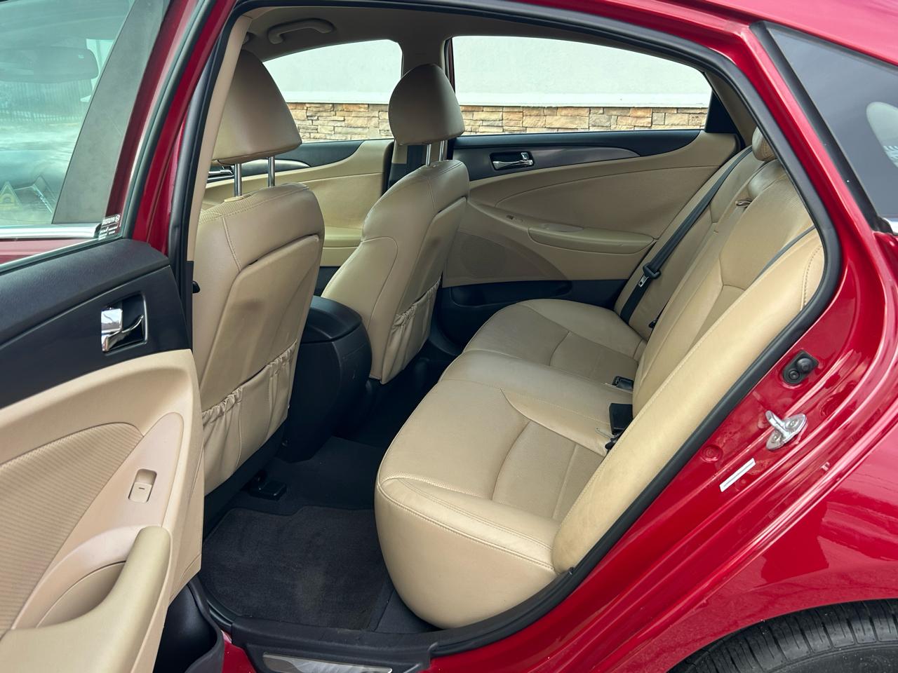 Hyundai Sonata Hybrid Sedan 2015