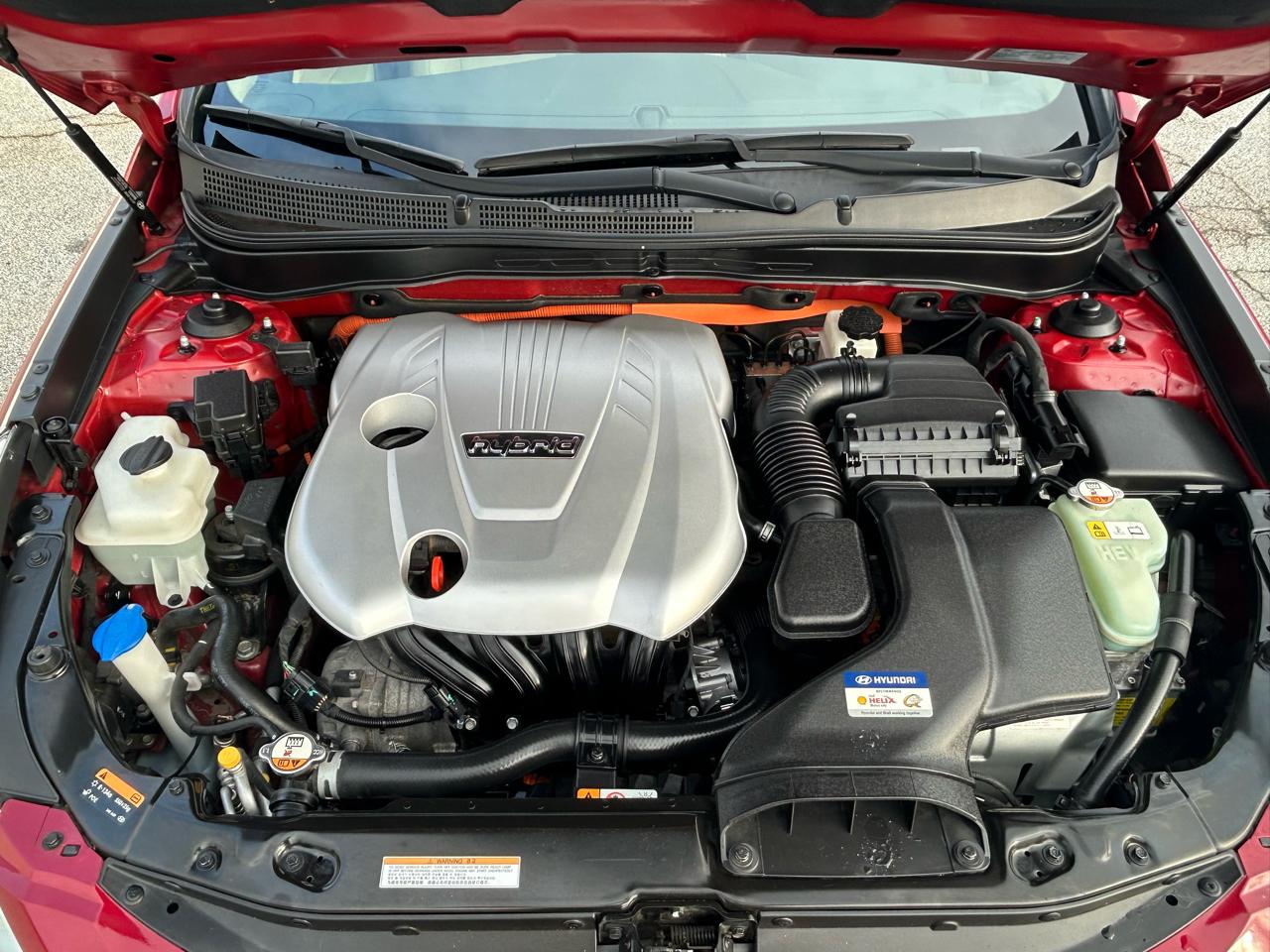 Hyundai Sonata Hybrid Sedan 2015