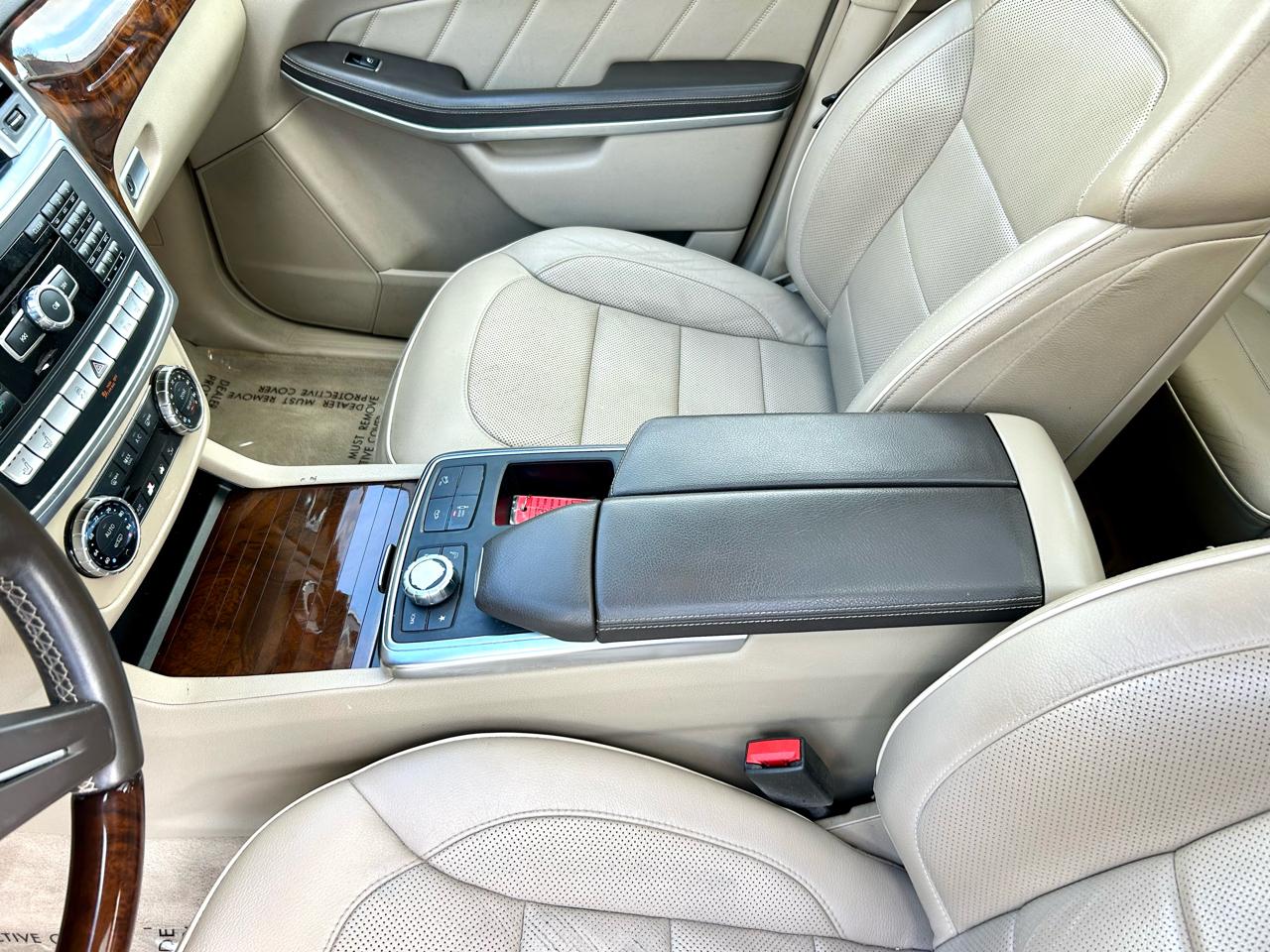 Mercedes-Benz GL-Class GL550 4MATIC 2013