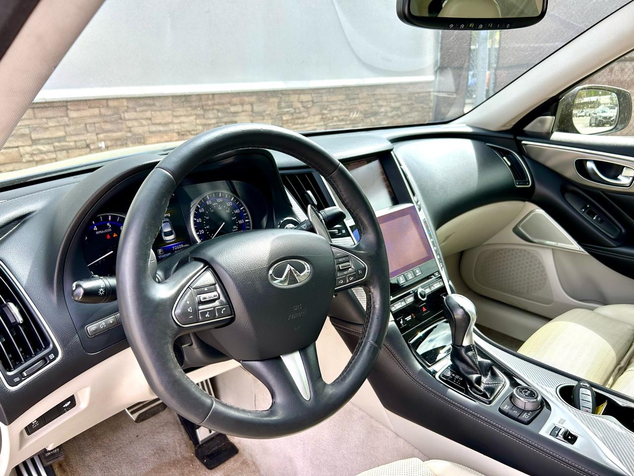 Infiniti Q50 Red Sport 400 2017