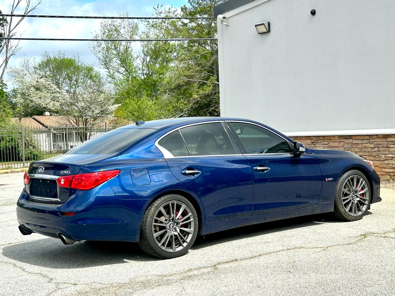 Infiniti Q50 Red Sport 400 2017