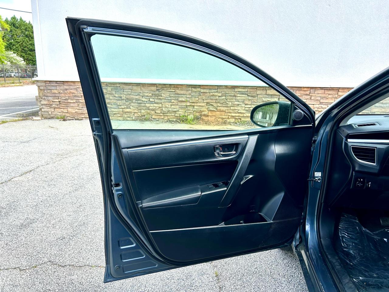 Toyota Corolla S 4D Sedan 2015