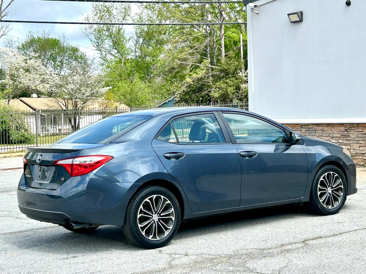 Toyota Corolla S 4D Sedan 2015