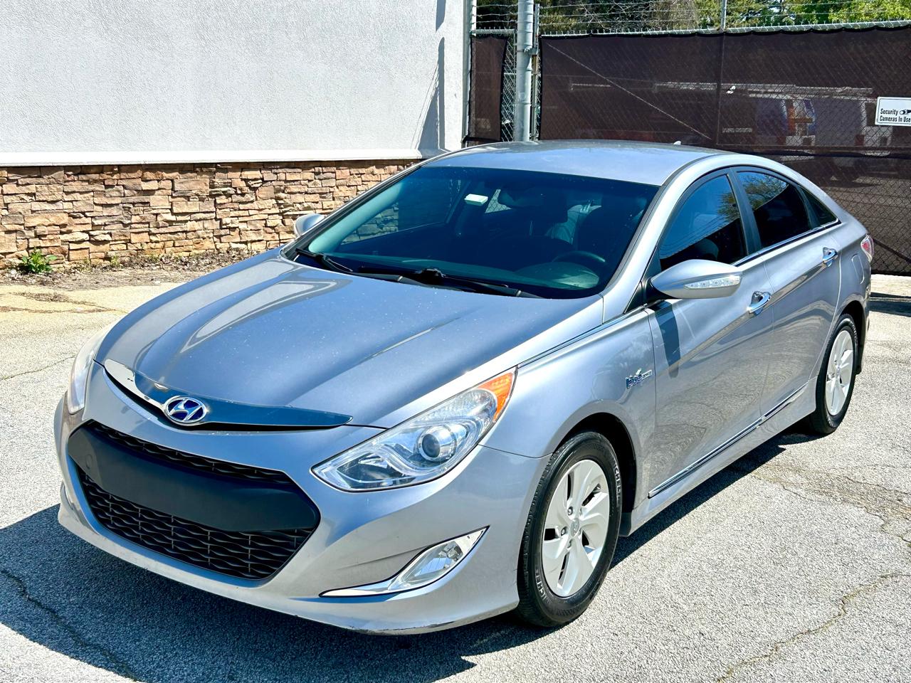 Hyundai Sonata Hybrid Sedan 2015