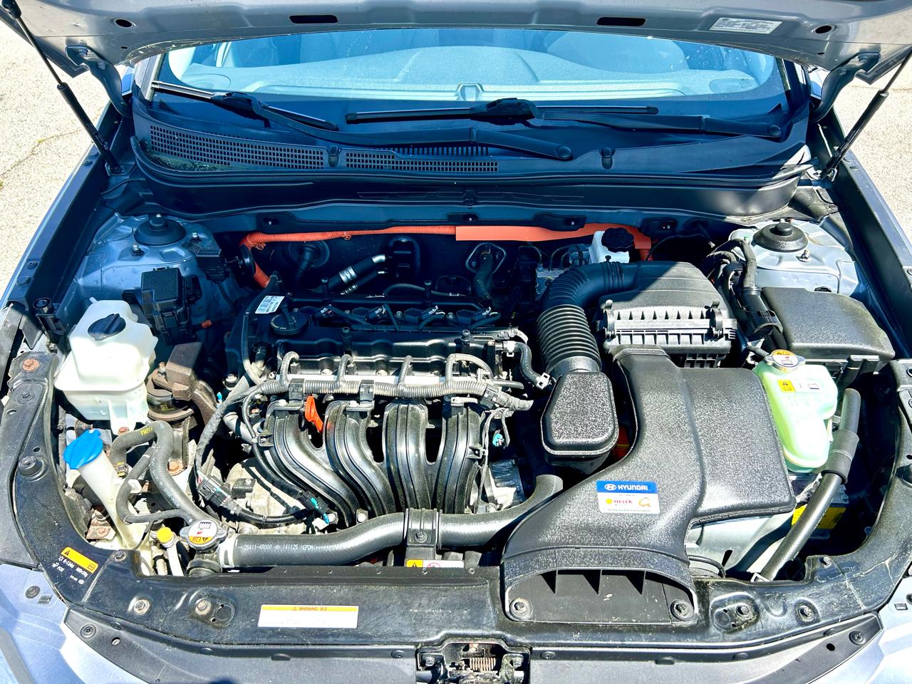 Hyundai Sonata Hybrid Sedan 2015