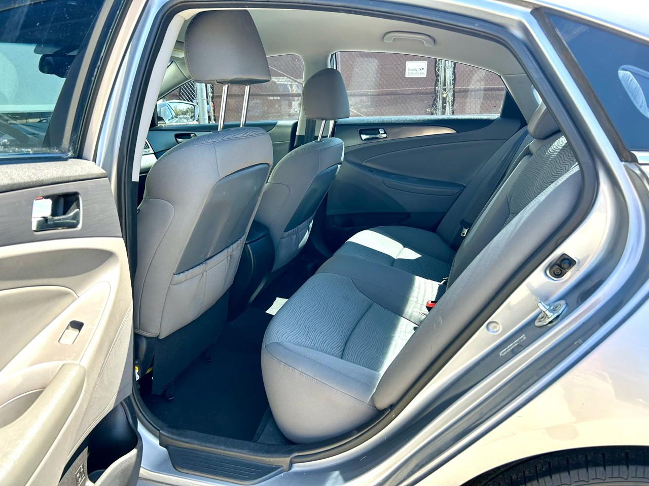 Hyundai Sonata Hybrid Sedan 2015