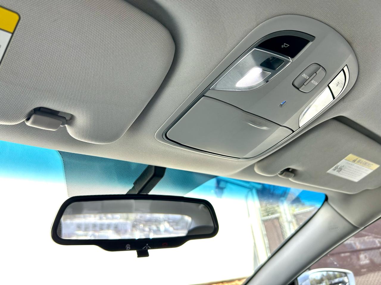 Hyundai Sonata Hybrid Sedan 2015