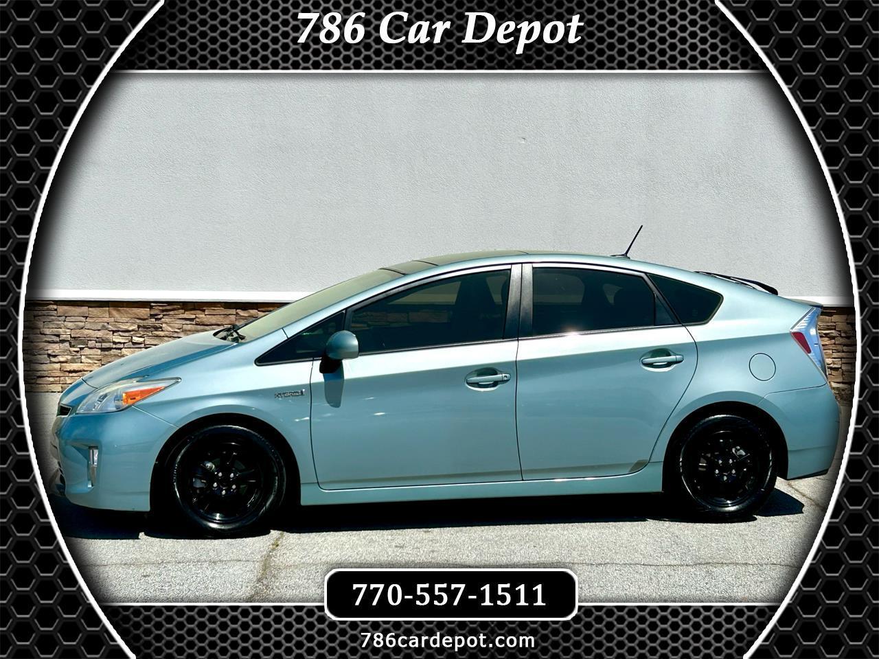 Toyota Prius Prius V 2012