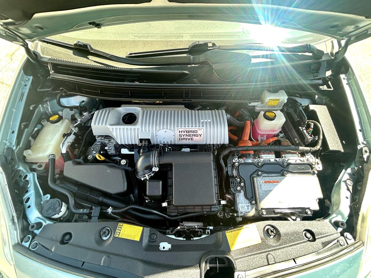 Toyota Prius Prius V 2012