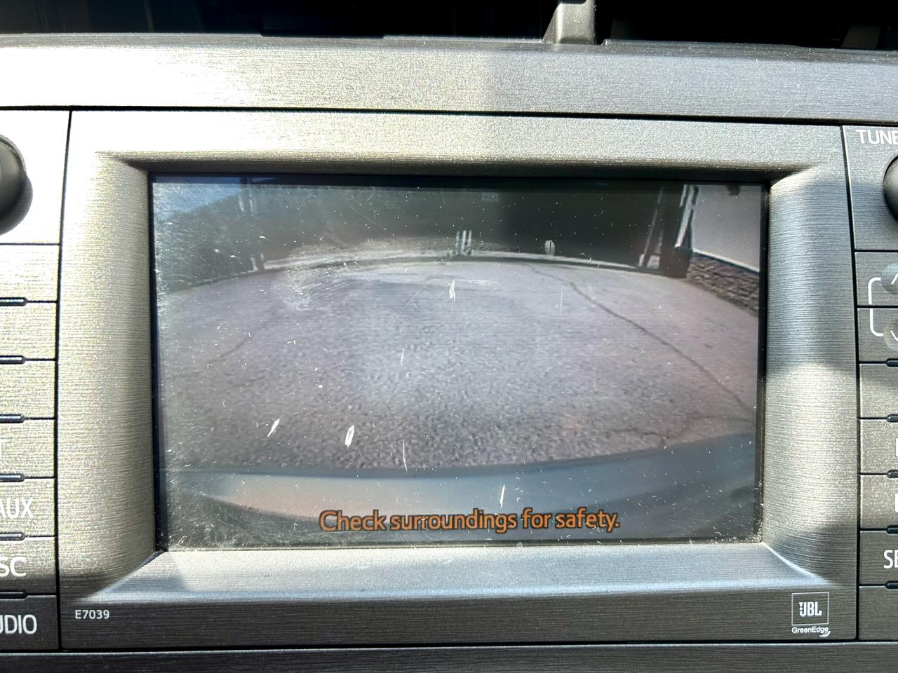 Toyota Prius Prius V 2012