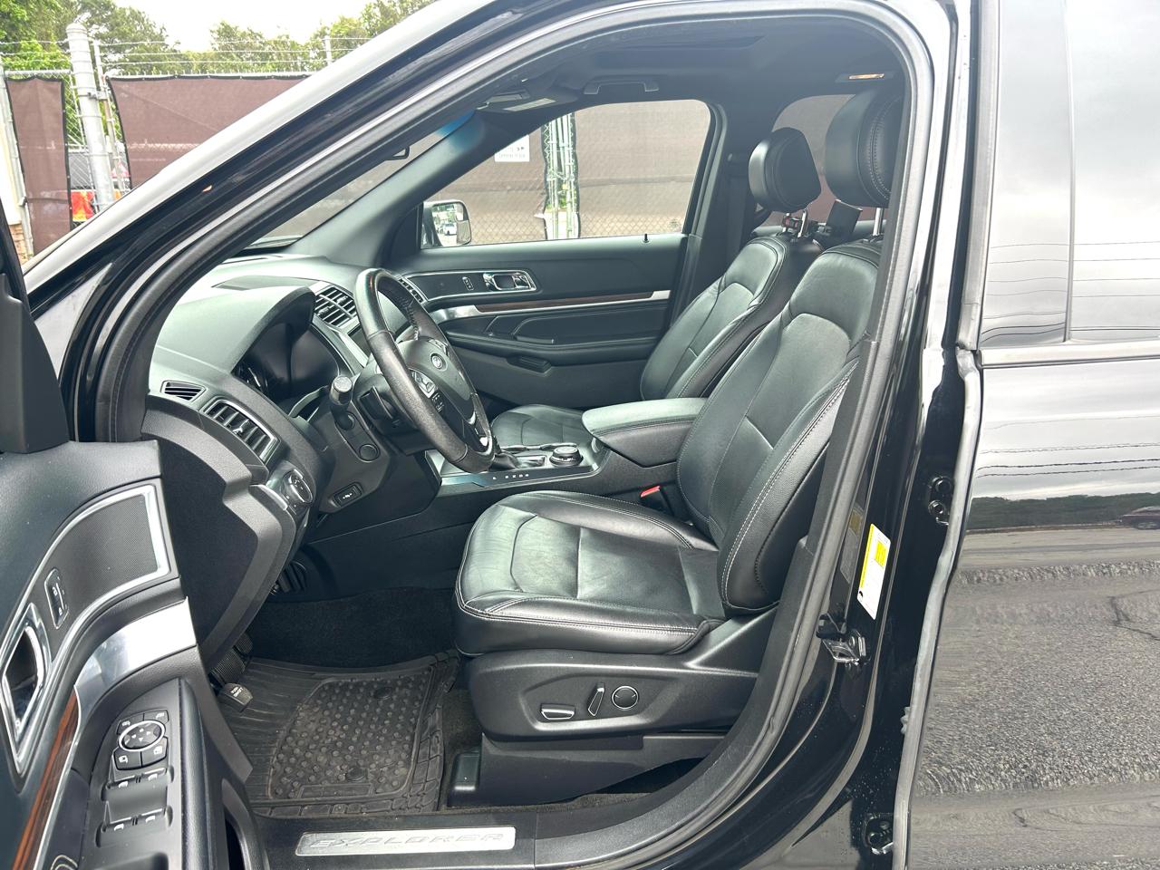 Ford Explorer Limited 4WD 2016