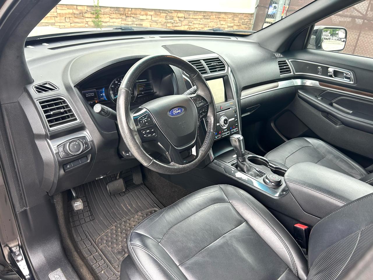 Ford Explorer Limited 4WD 2016