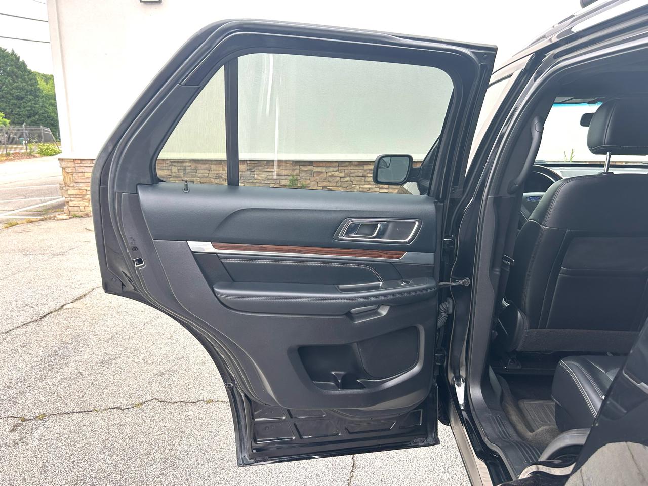 Ford Explorer Limited 4WD 2016