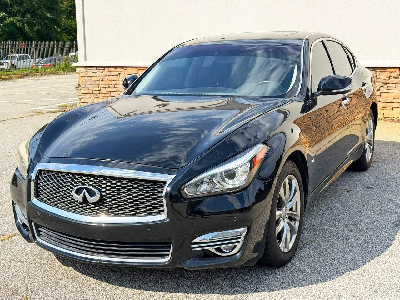 Infiniti Q70 3.7 2018