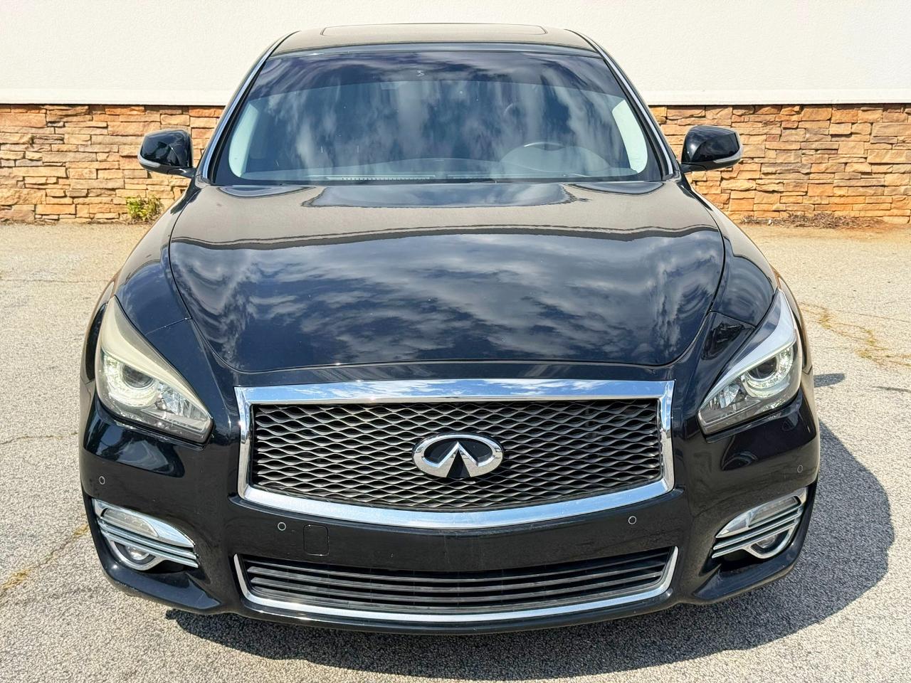Infiniti Q70 3.7 2018