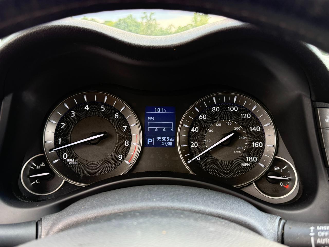 Infiniti Q70 3.7 2018