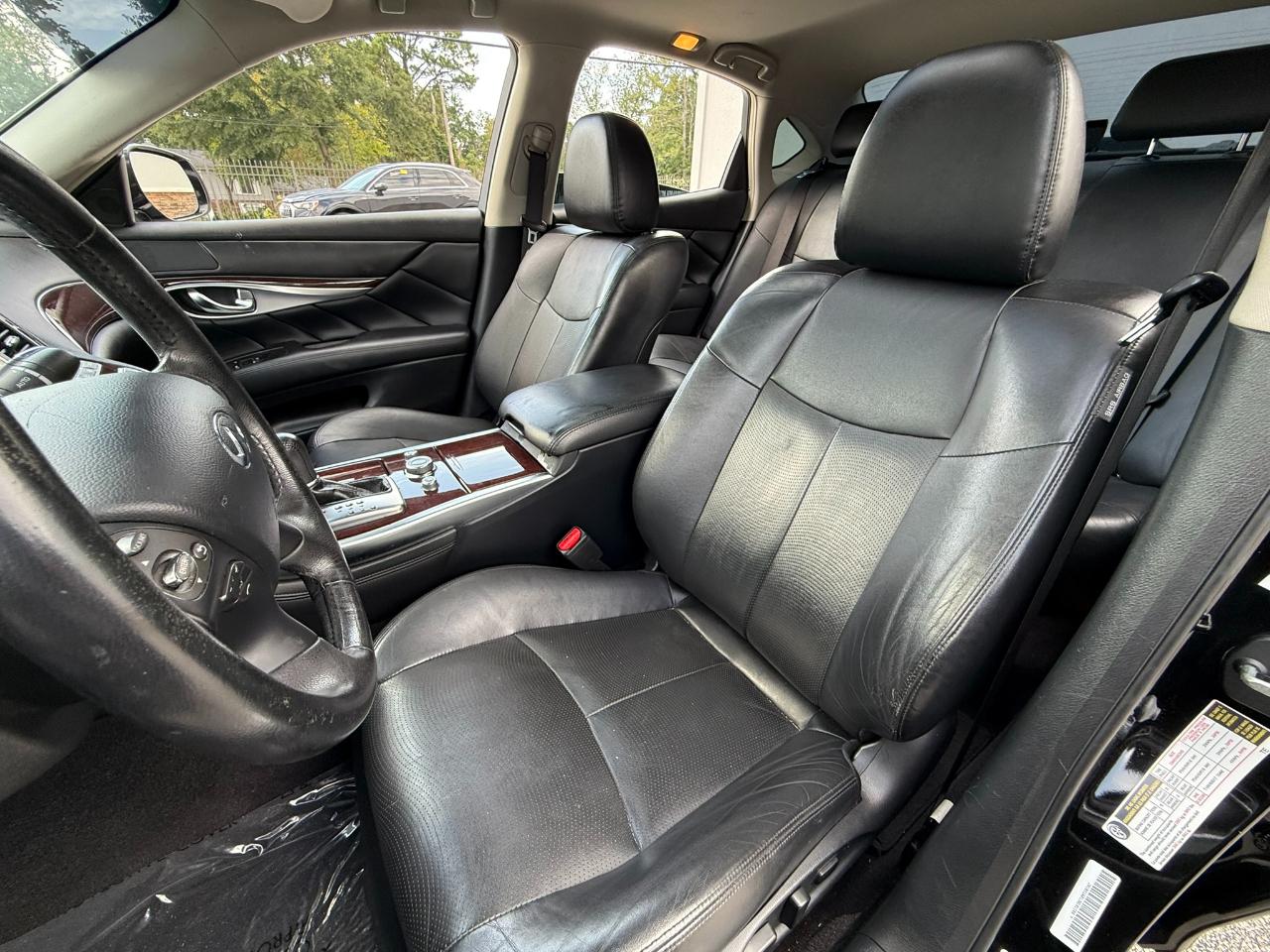 Infiniti Q70 3.7 2018