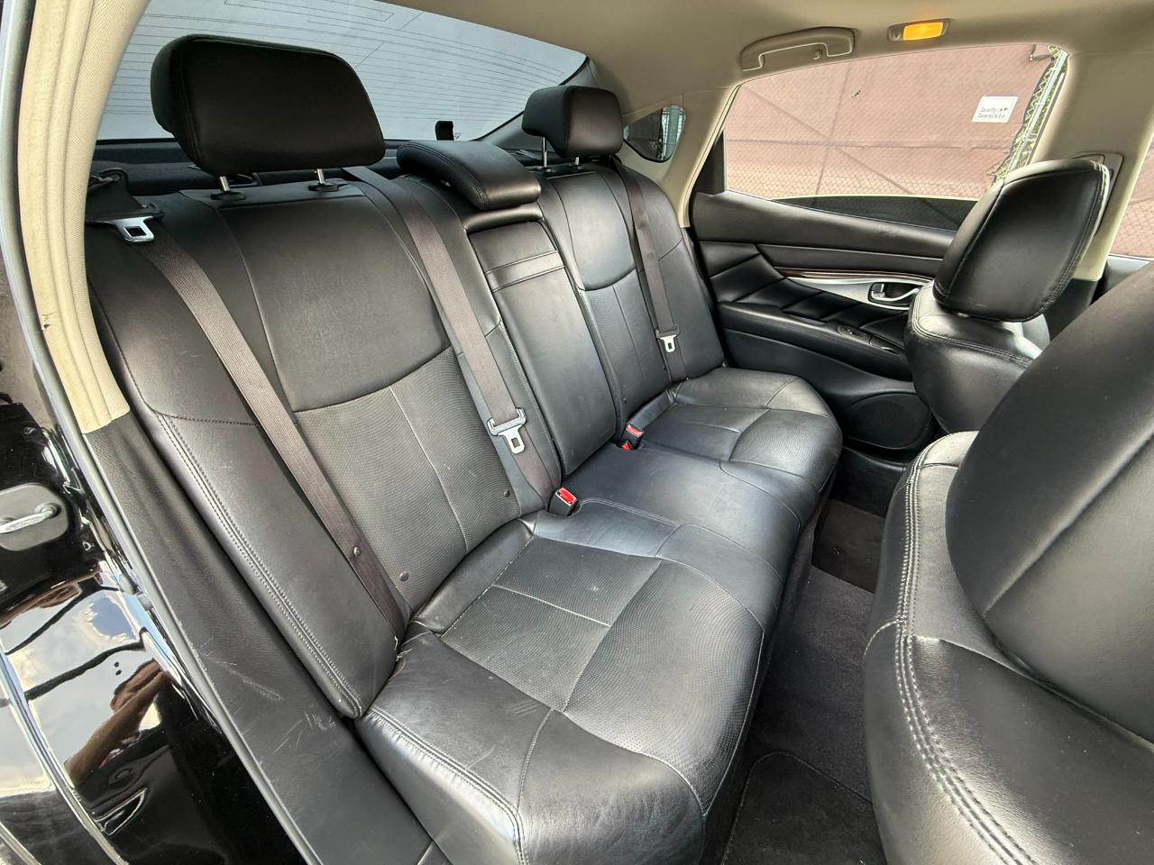 Infiniti Q70 3.7 2018