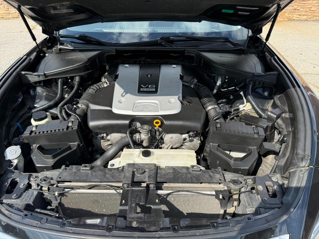 Infiniti Q70 3.7 2018