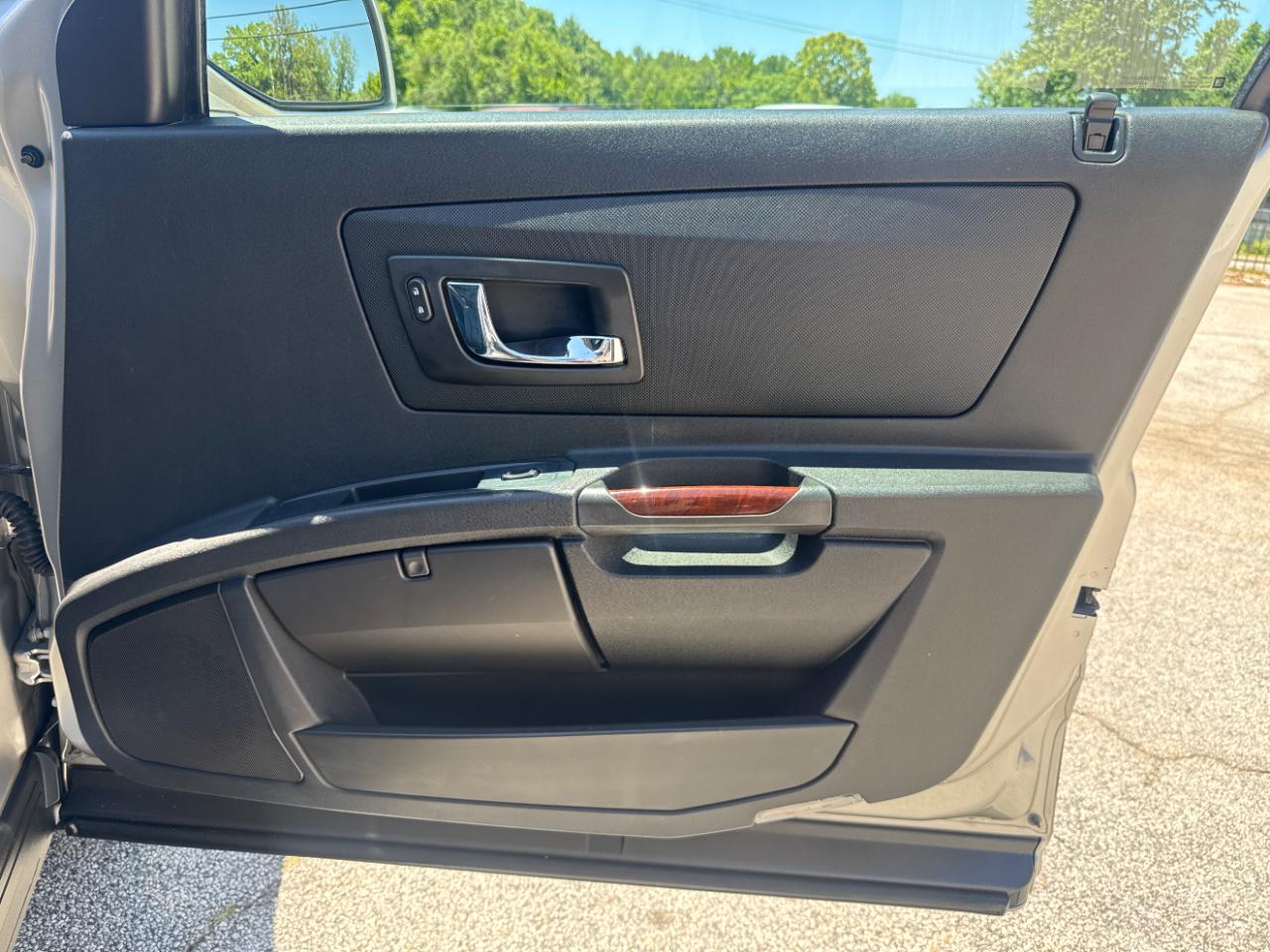 Cadillac SRX V6 2006