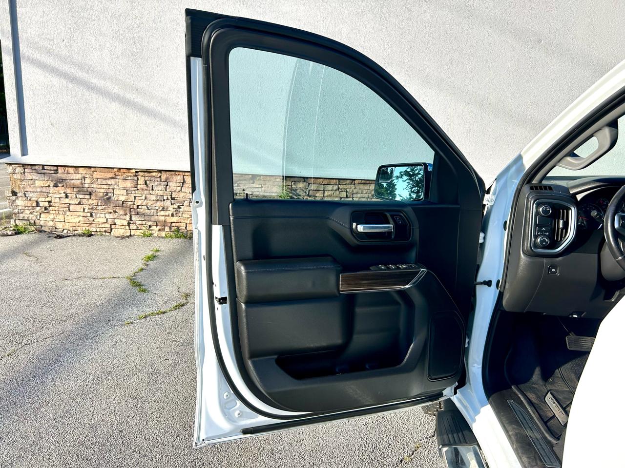 Chevrolet Silverado 1500 LT Crew Cab 2WD 2021
