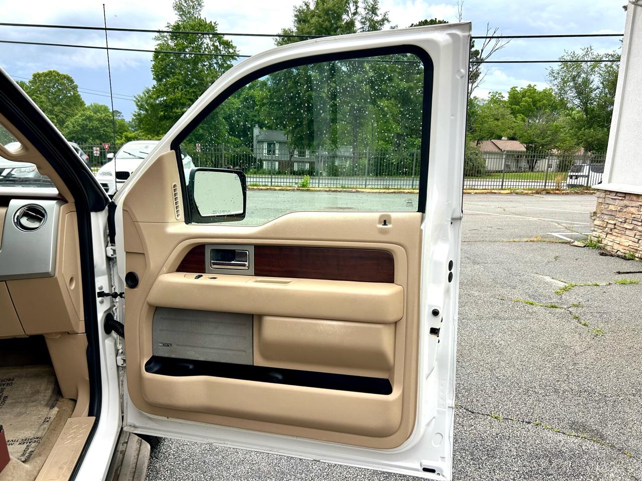 Ford F-150 4WD SuperCrew 145" King Ranch 2014
