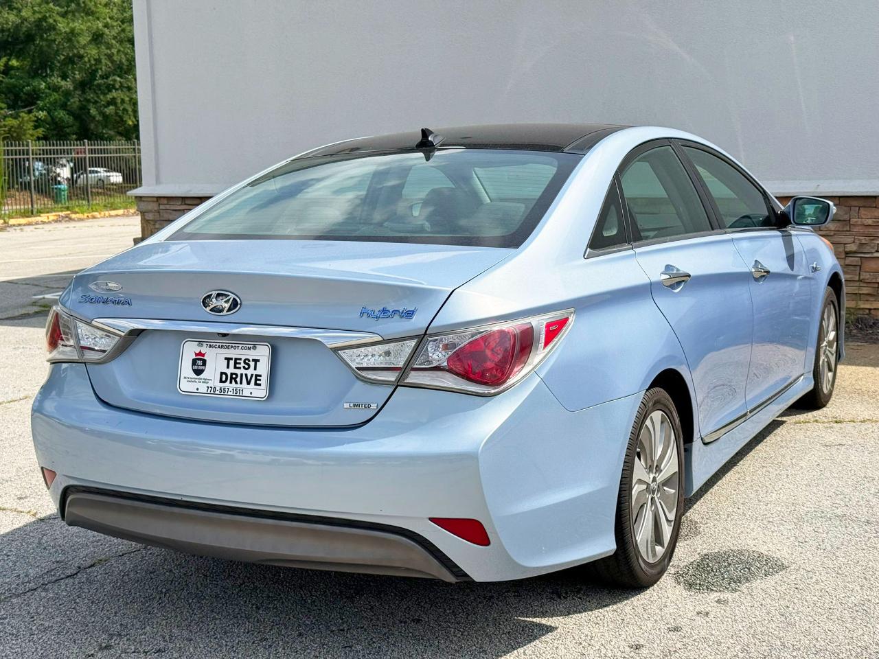Hyundai Sonata Hybrid Sedan 2013