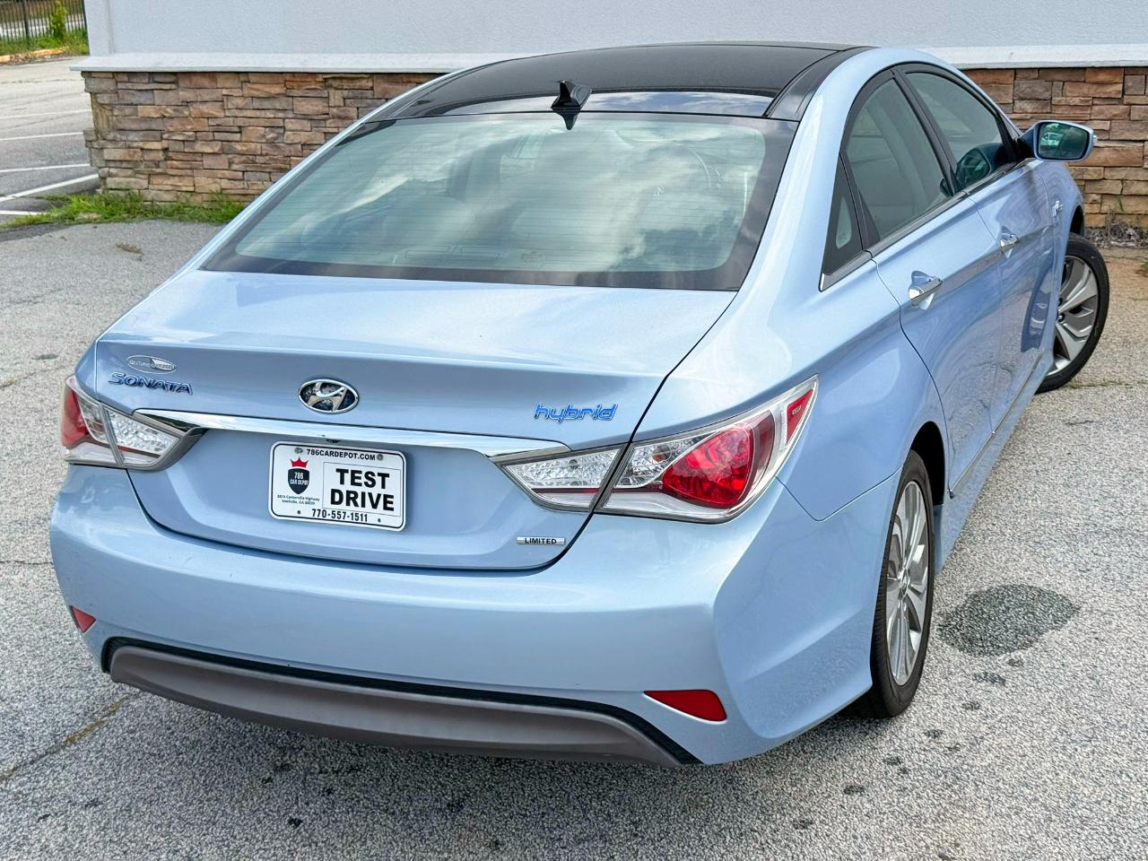 Hyundai Sonata Hybrid Sedan 2013