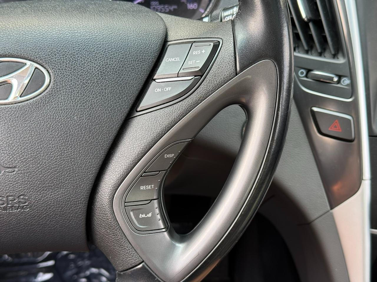 Hyundai Sonata Hybrid Sedan 2013